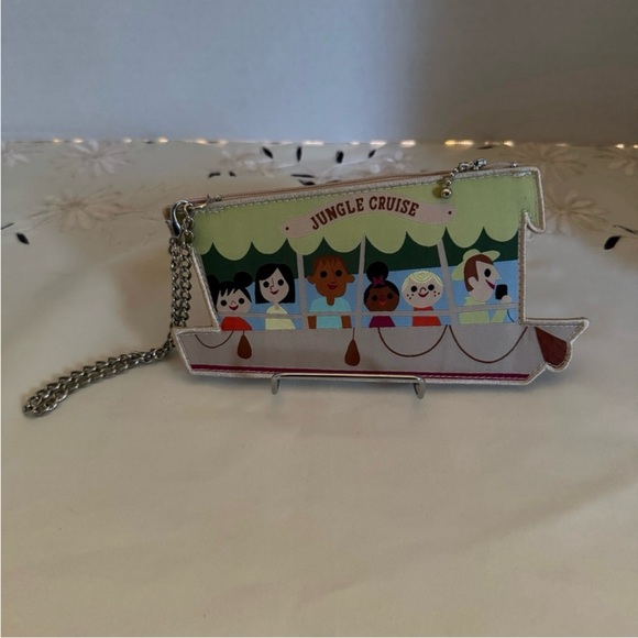 Harvey’s Seatbelt Disney Jungle Cruise count purse / RARE / NEW / no tags - Picture 8 of 9